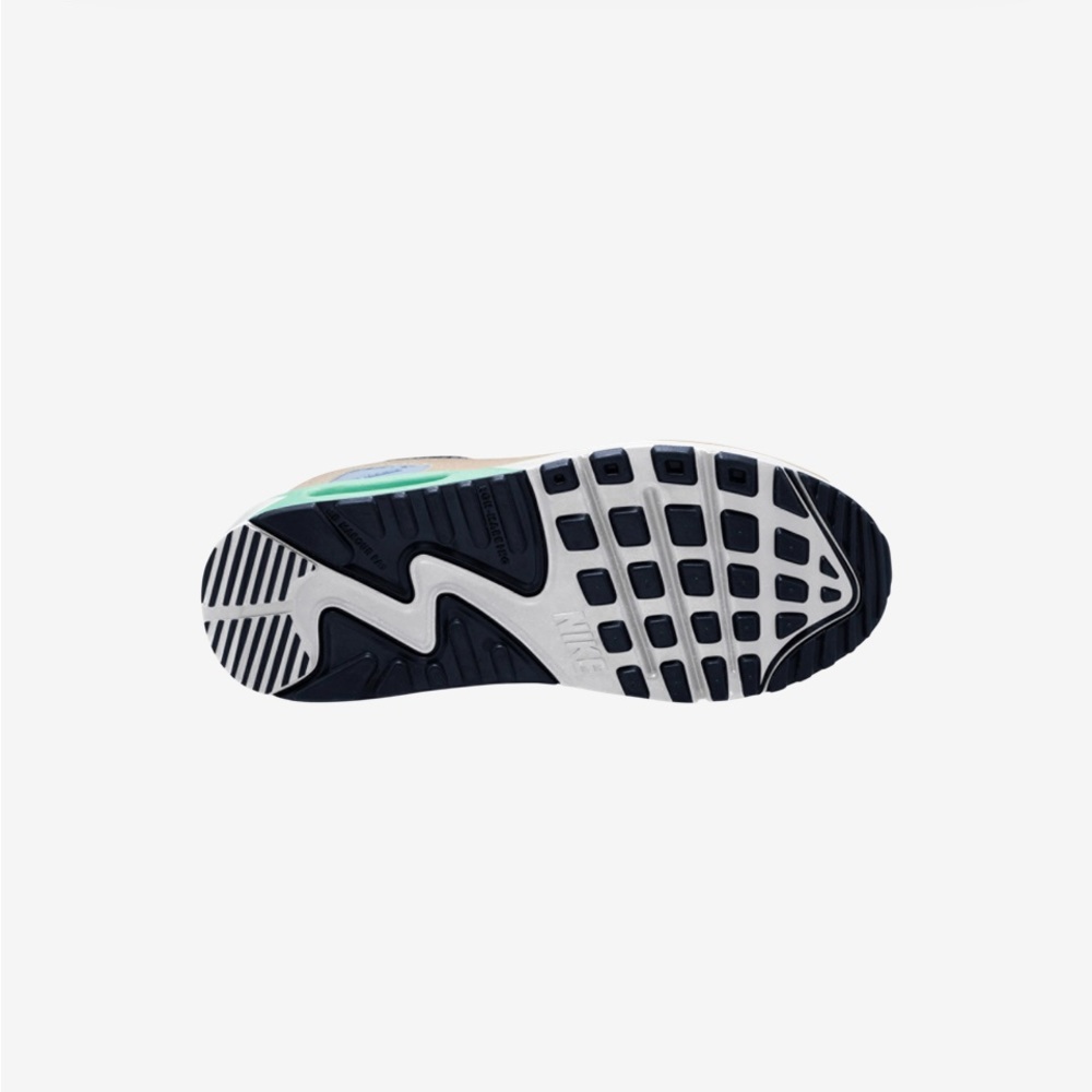 Nike Air Max 90 LTR SE
Boys' Grade School - Picture 7 of 7